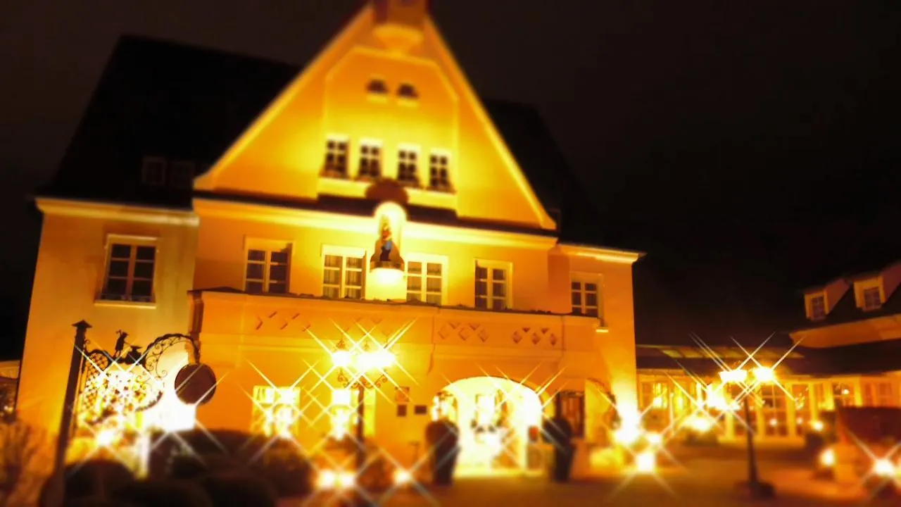 **** Hotel Drahthammer Schloessl Amberg Alemania